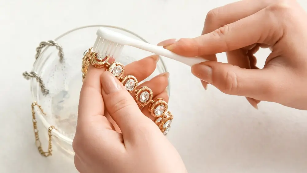 Jewellery Cleaning