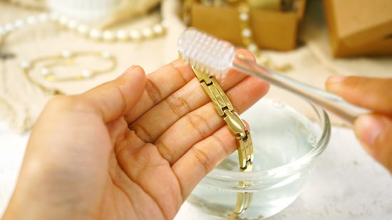 Jewellery Cleaning Service
